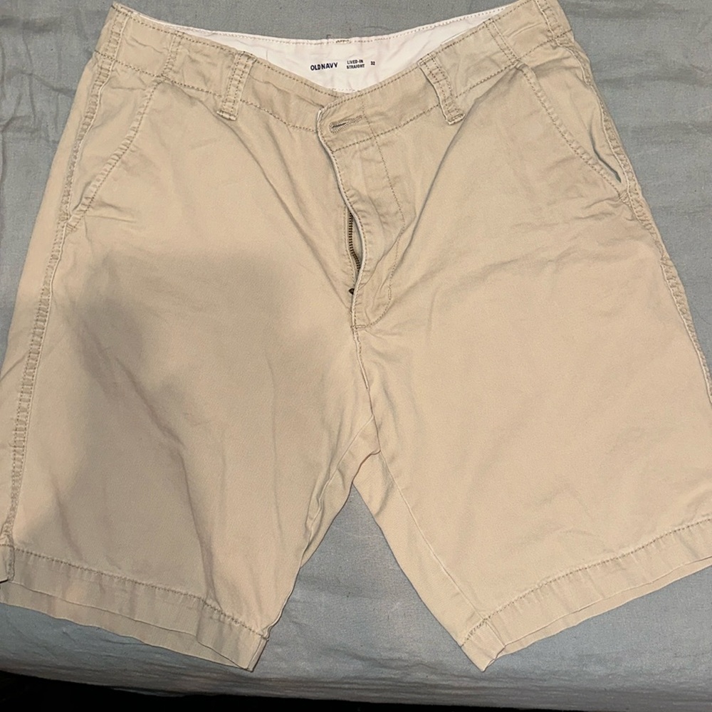 OLD NAVY KHAKI SHORTS. SIZE 32. WORN FOR SCHOOL SHORTS.